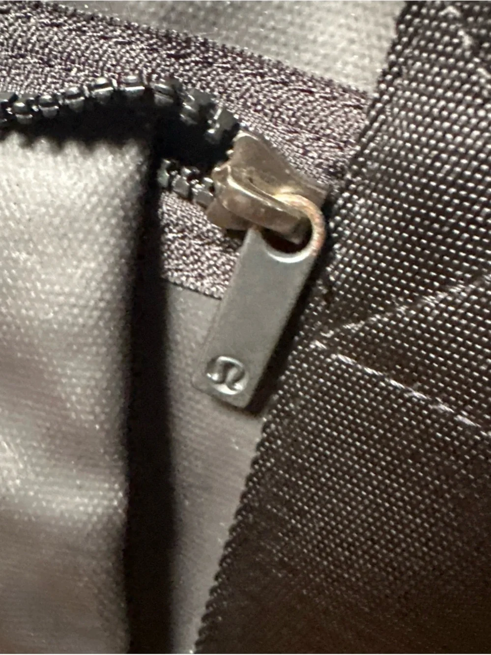 lululemon athletica sleek black